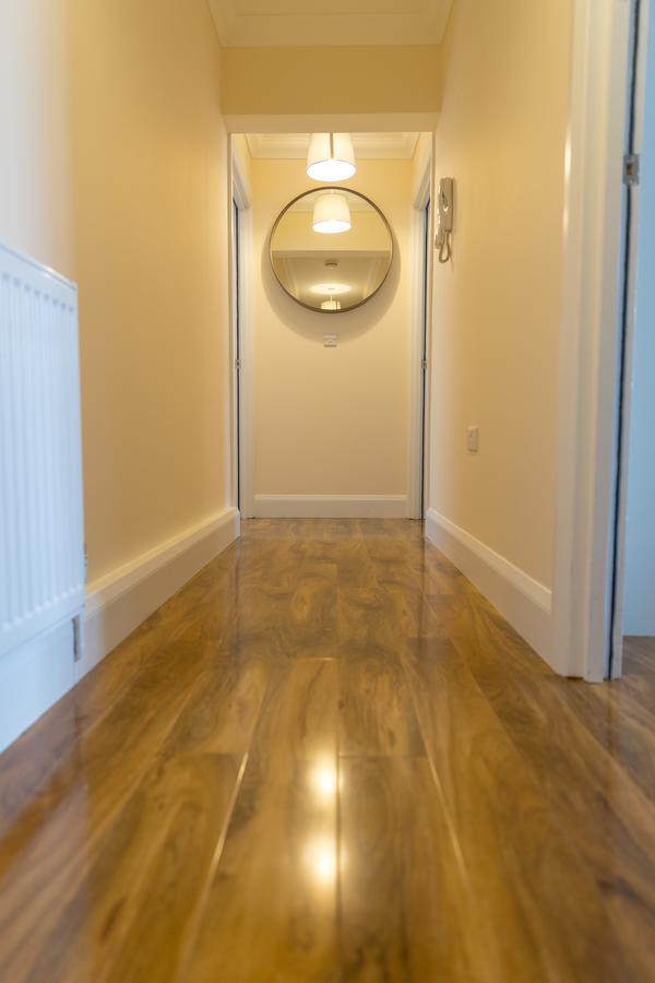 London Heathrow Serviced Apartments Ashford  Екстериор снимка