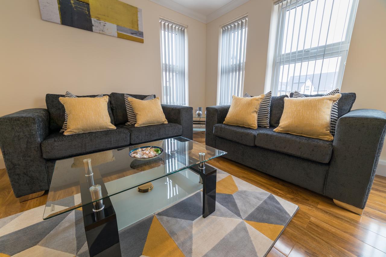 London Heathrow Serviced Apartments Ashford  Екстериор снимка
